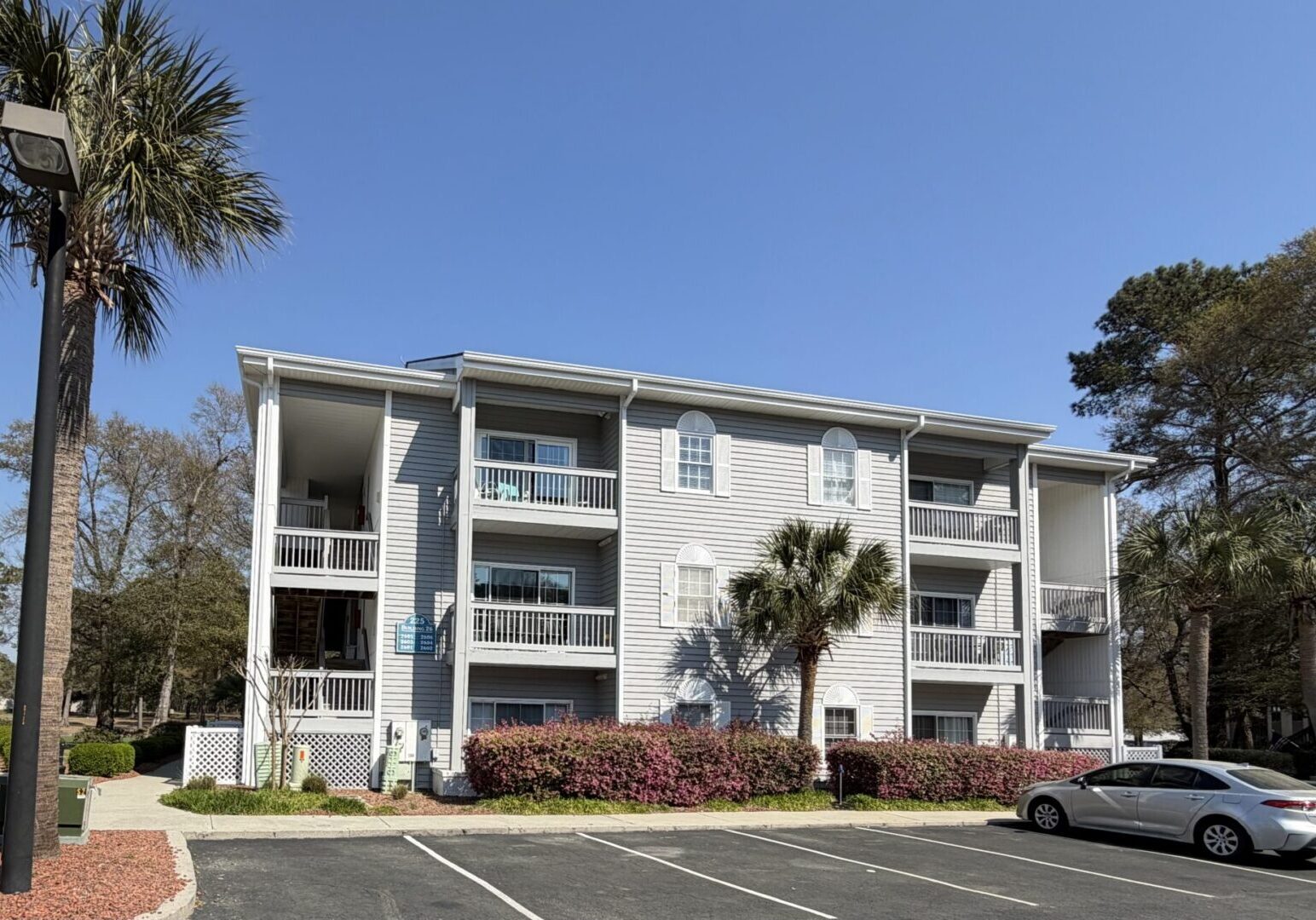 2 BR @ Bath Lockout
